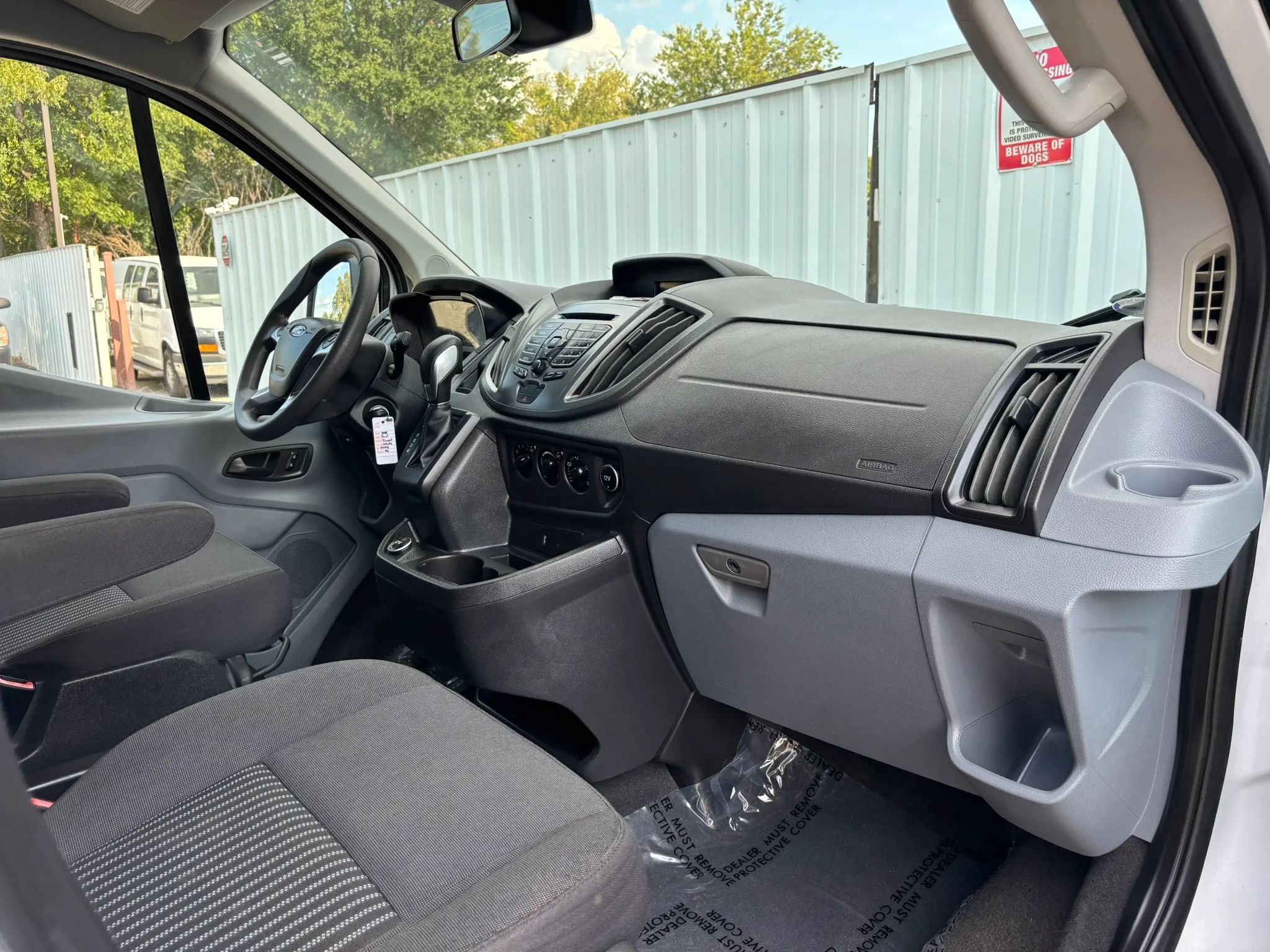 Used 2018 Ford Transit 150 XL RWD image 11