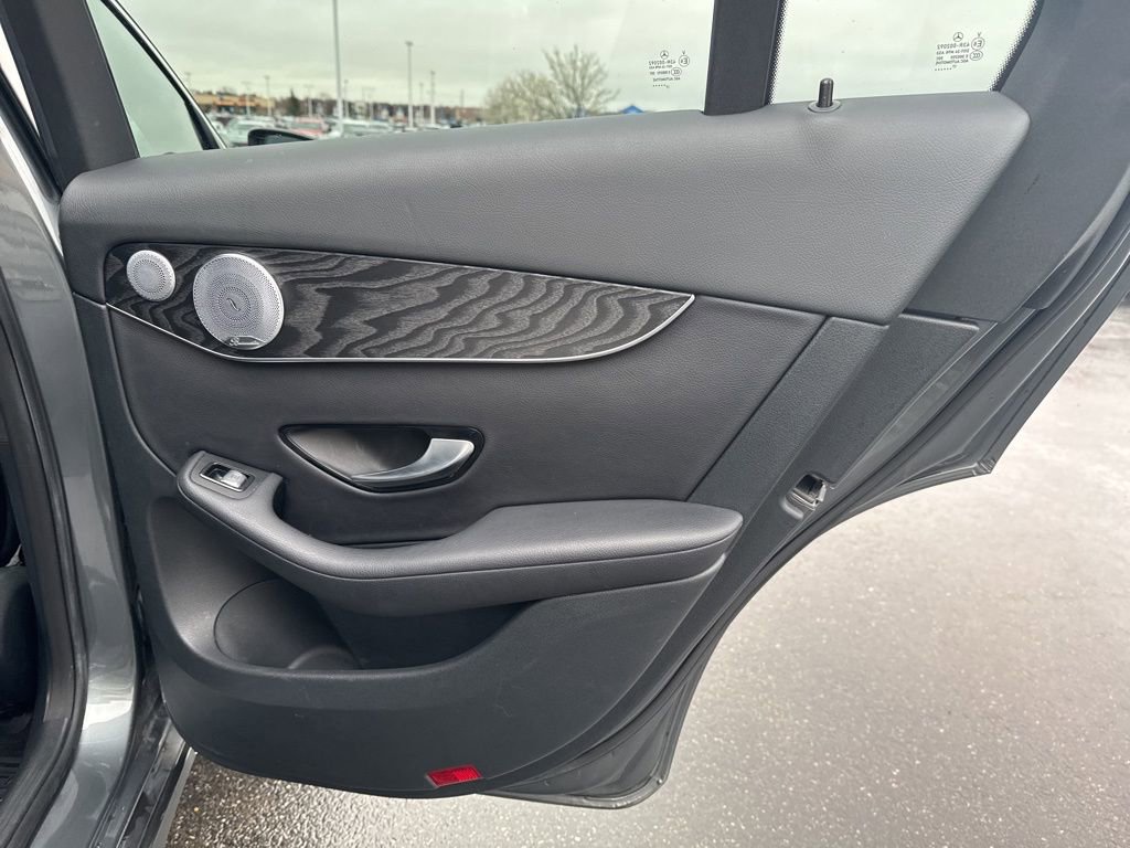 Used 2018 Mercedes-Benz GLC 300 4MATIC Coupe image 38