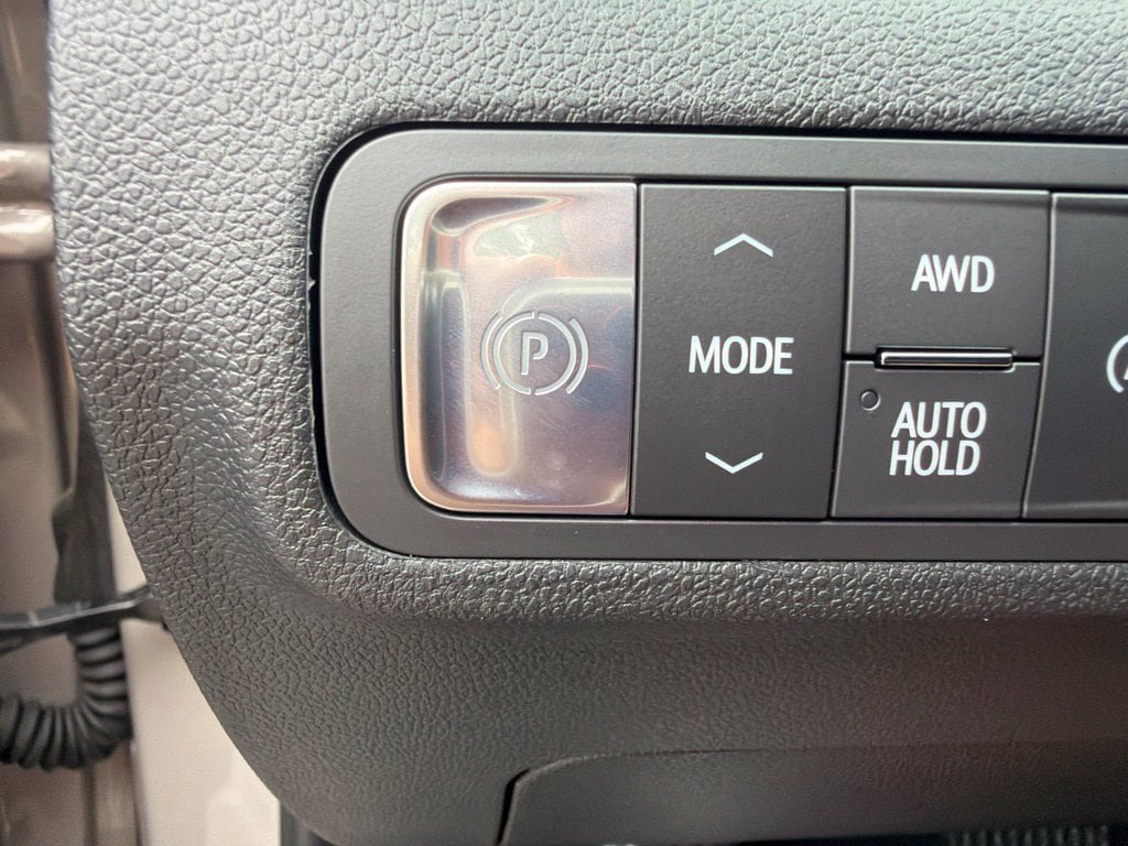New 2026 GMC Terrain AT4 w/ Technology Package II AWD/4WD image 15