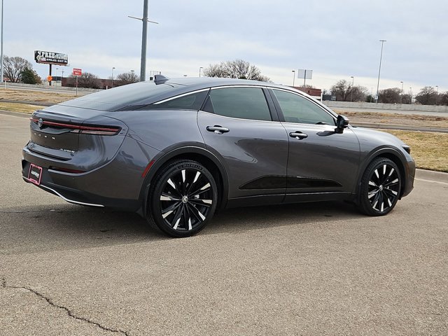 Used 2024 Toyota Crown Platinum image 5