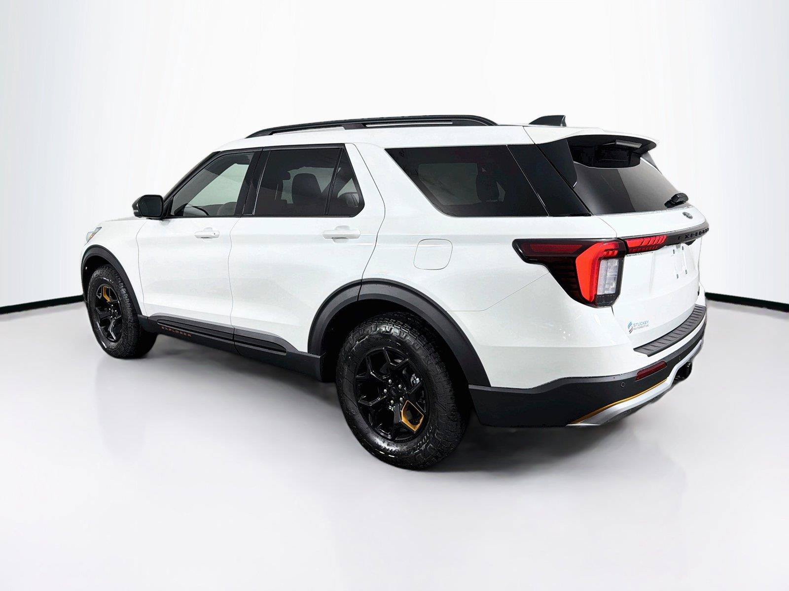 Used 2026 Ford Explorer Tremor w/ Tremor Ultimate Package AWD/4WD image 9