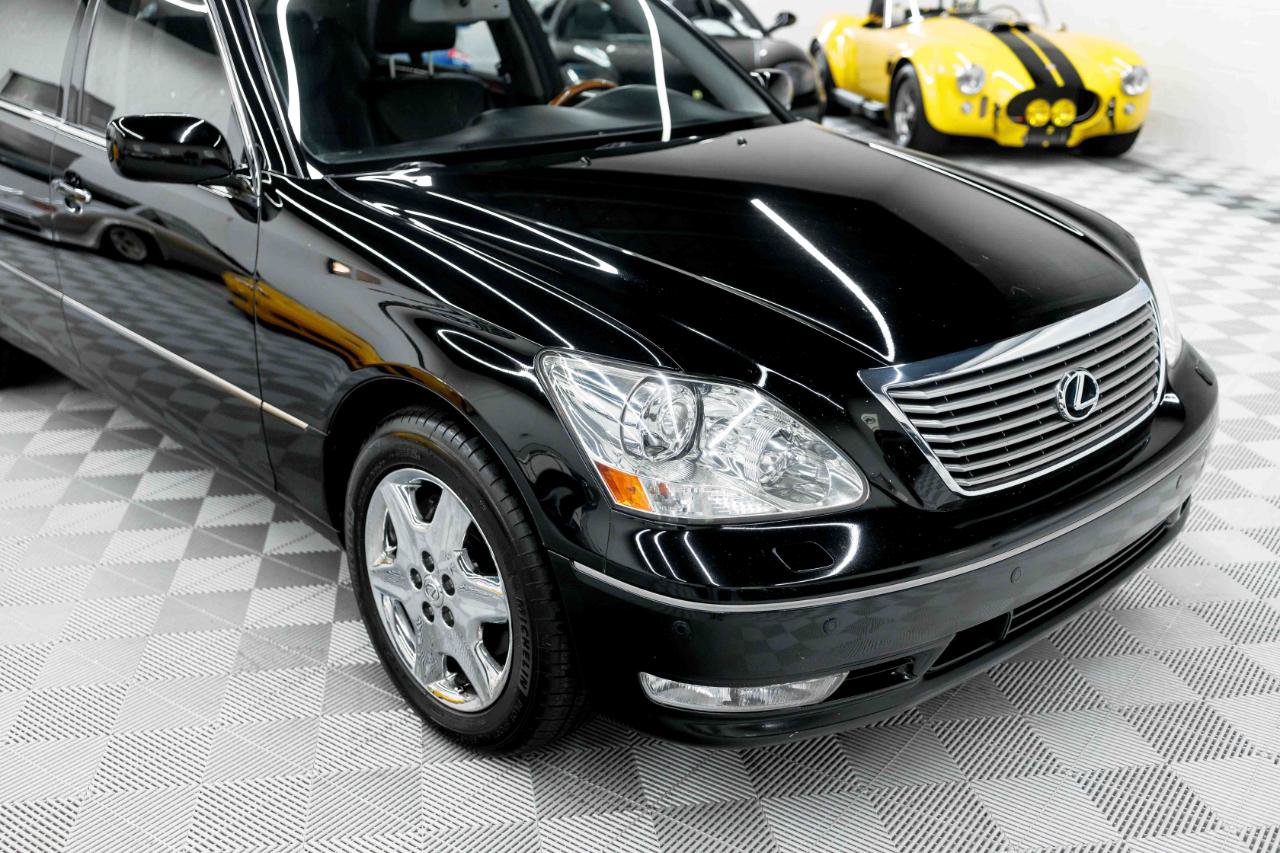 Used 2004 Lexus LS 430 RWD image 17