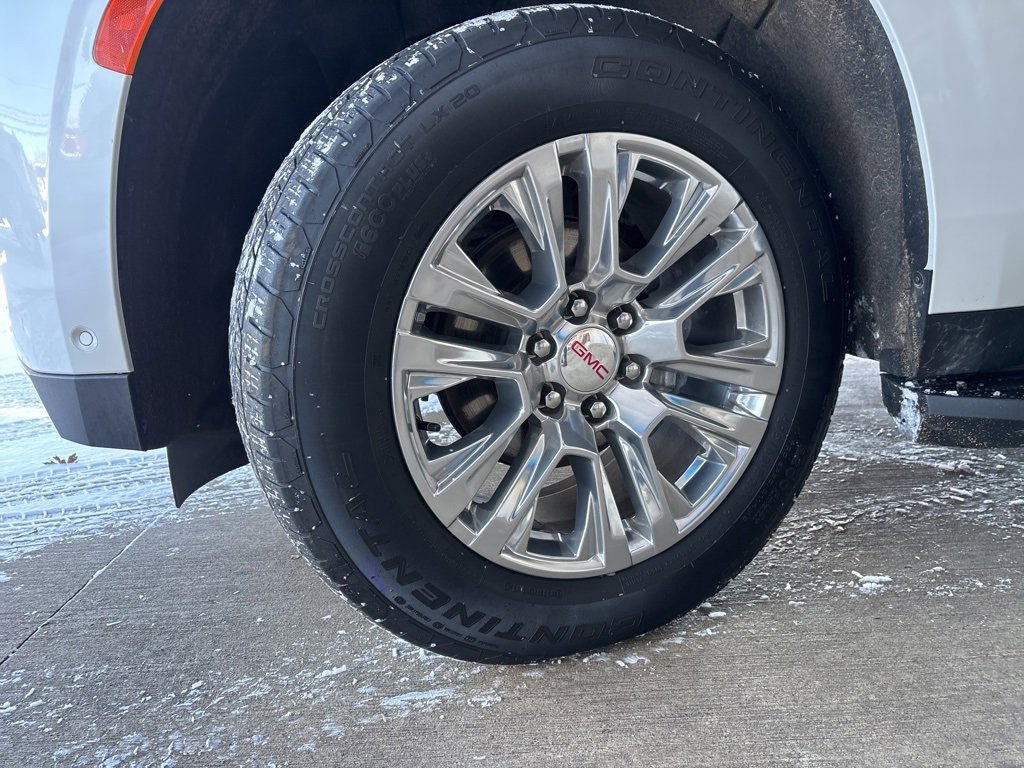 Used 2023 GMC Yukon XL Denali w/ Advanced Technology Package image 45