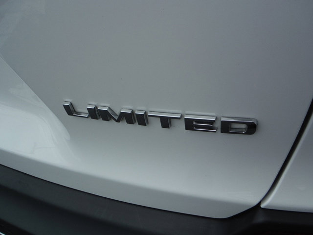 Used 2020 Jeep Cherokee Limited AWD/4WD image 9