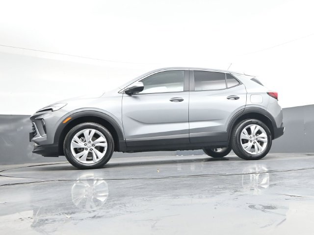 Used 2025 Buick Encore GX Preferred AWD/4WD image 27