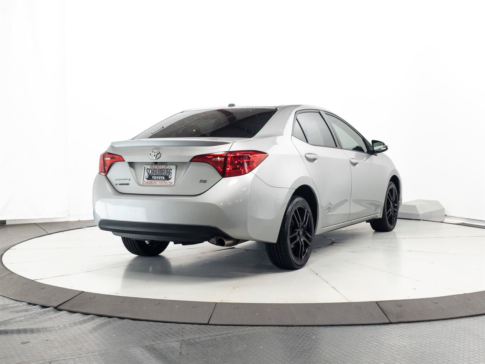 Used 2017 Toyota Corolla SE 50th Anniversary FWD image 12