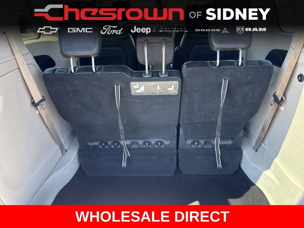 Used 2020 Chrysler Voyager Lxi FWD image 32
