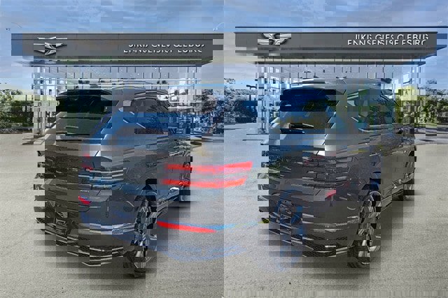 New 2025 Genesis GV80 3.5T Prestige image 4