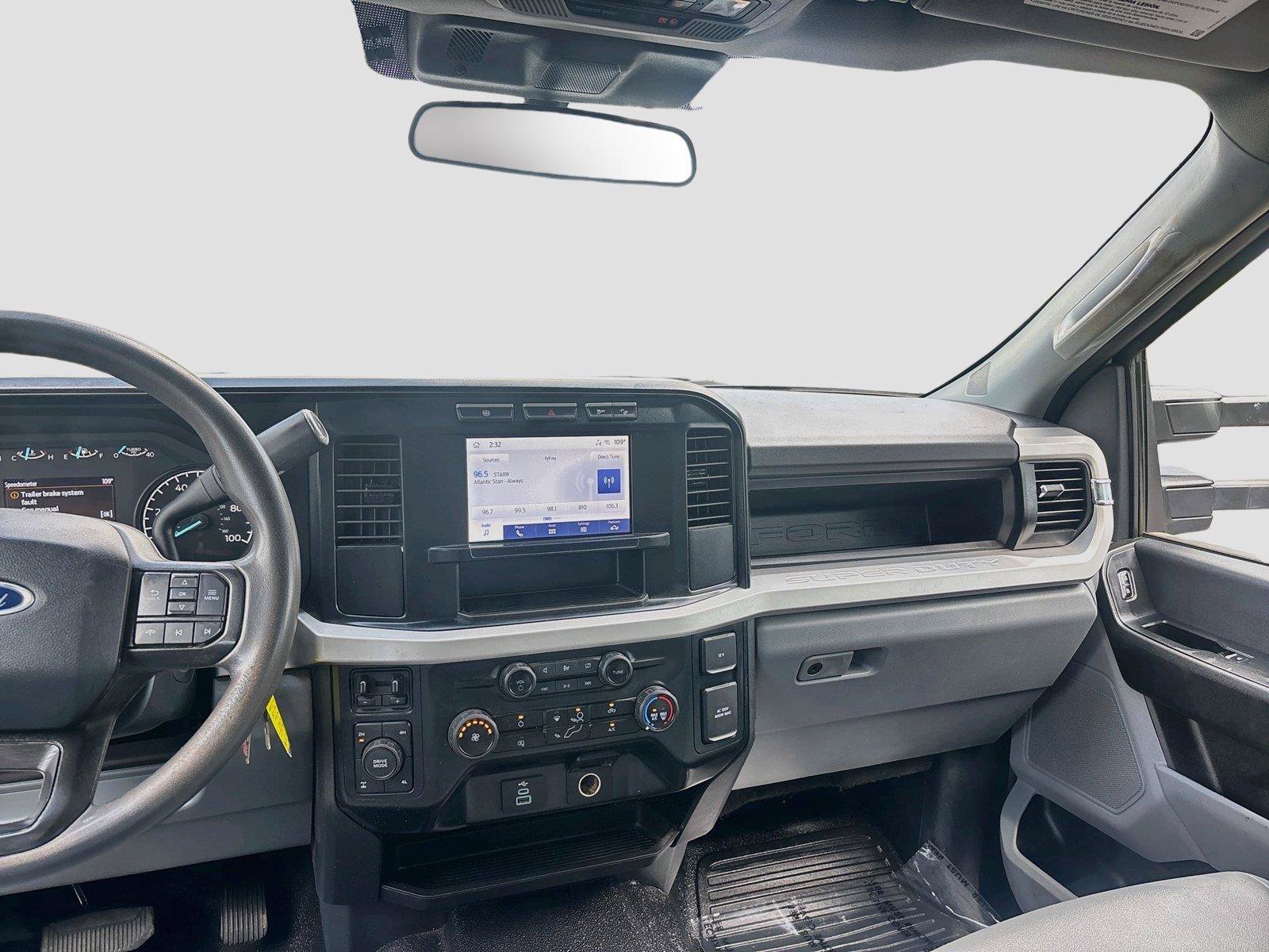 Used 2024 Ford F250 XL w/ FX4 Off-Road Package AWD/4WD image 13