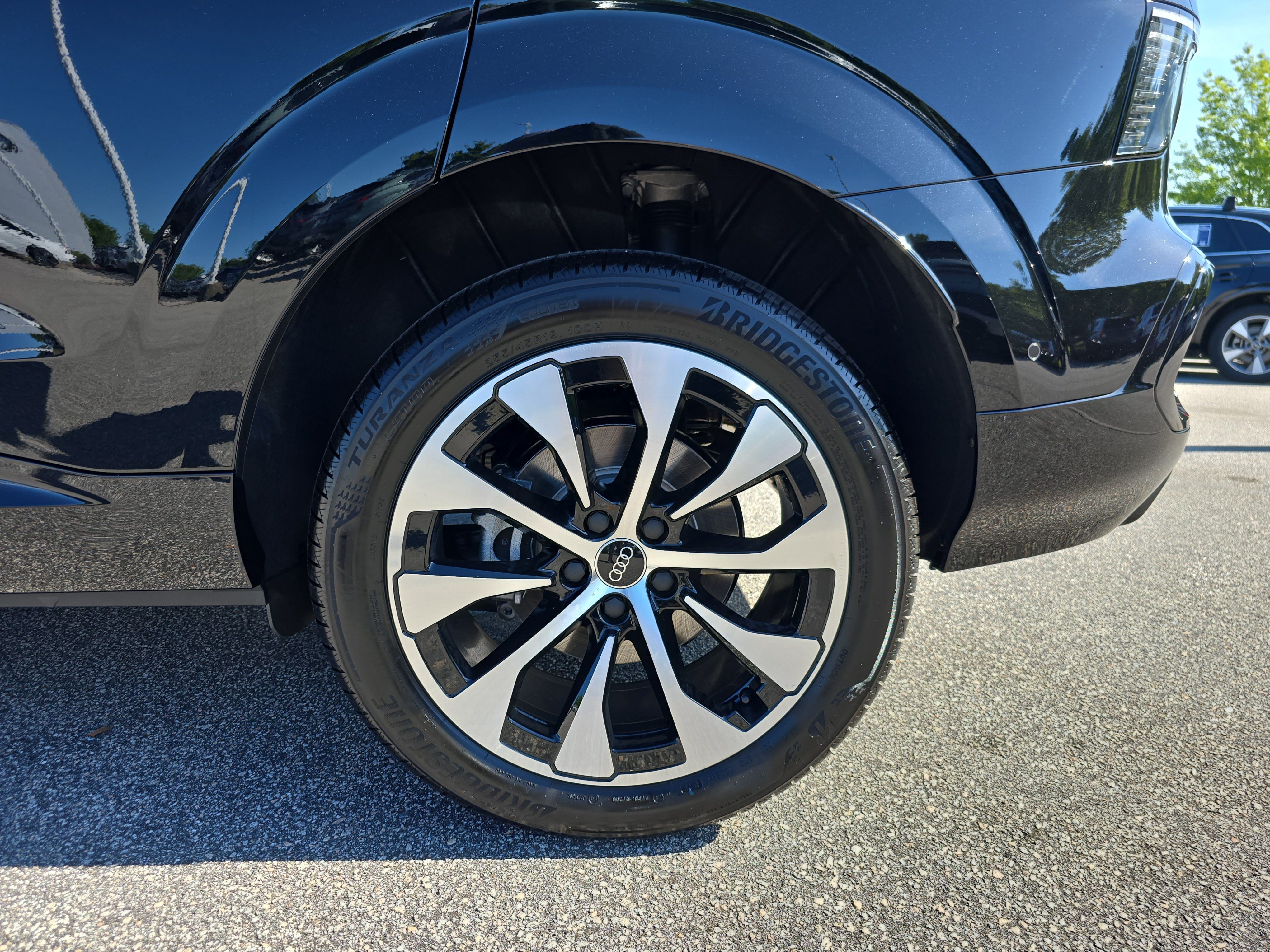New 2026 Audi Q3 quattro 2.0T AWD/4WD image 30