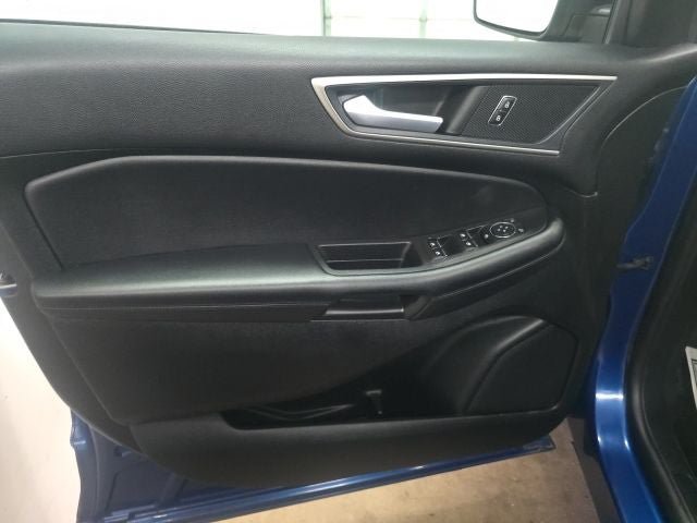 Used 2023 Ford Edge SEL w/ Convenience Package AWD/4WD image 16