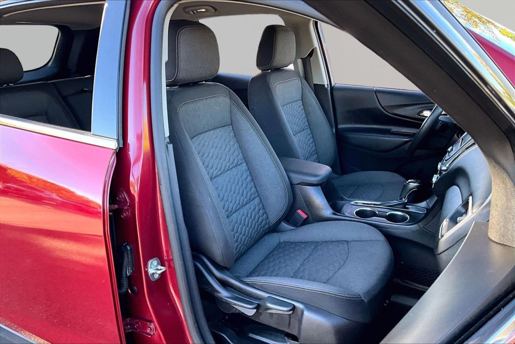 Used 2018 Chevrolet Equinox LT FWD image 22