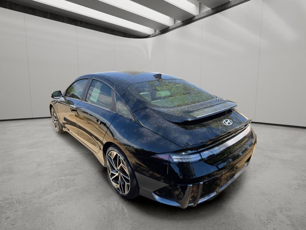Used 2024 Hyundai Ioniq 6 SEL AWD/4WD image 3