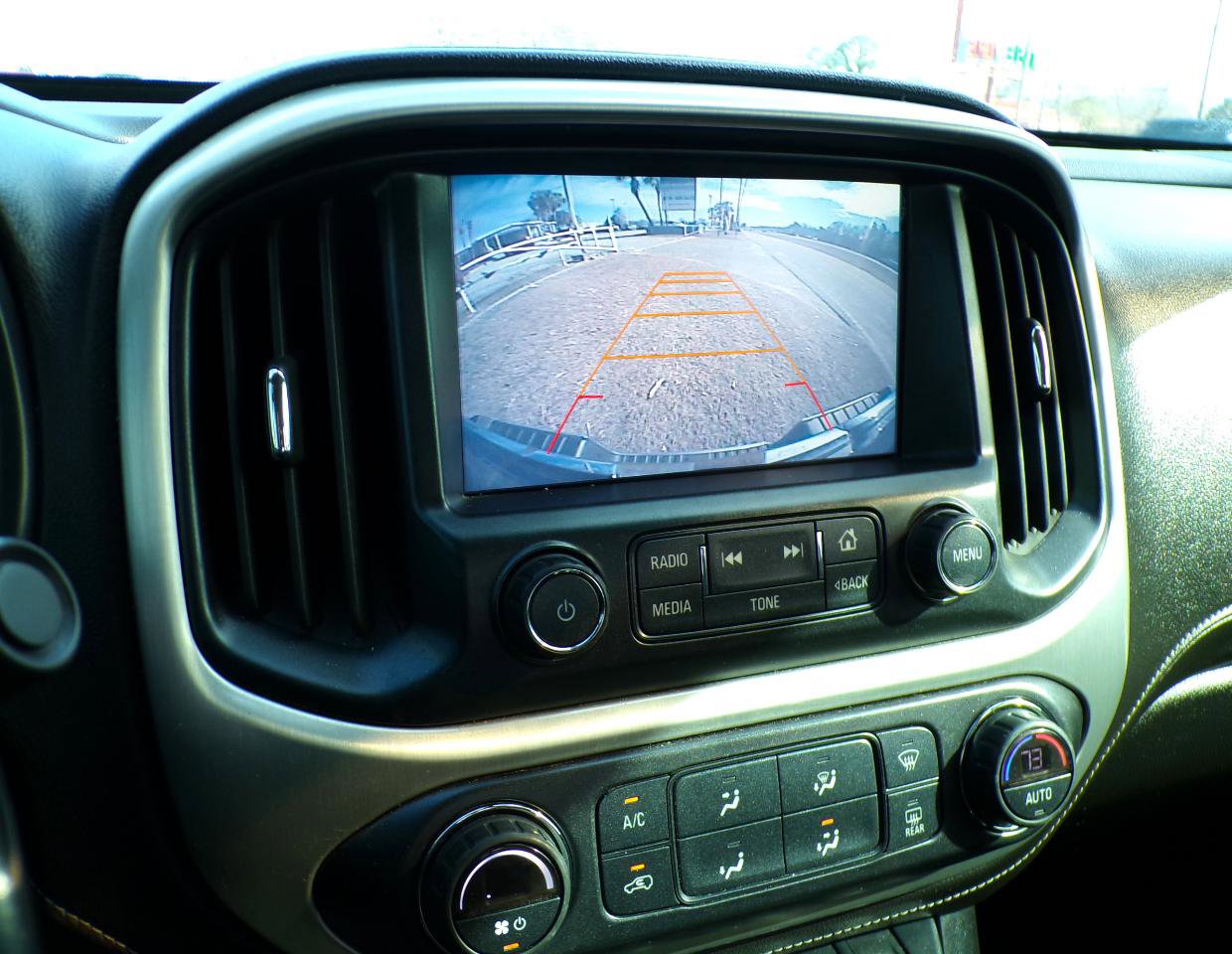 Used 2016 GMC Canyon SLE w/ SLE Convenience Package image 12