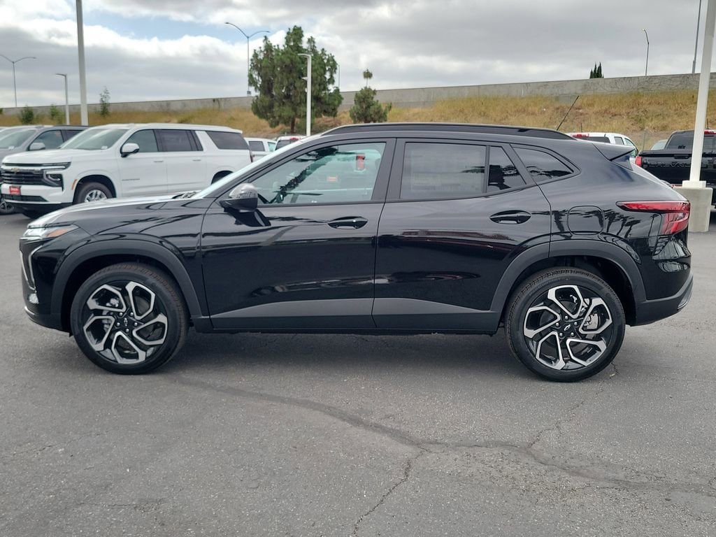 New 2026 Chevrolet Trax RS w/ Driver Confidence Package FWD image 23