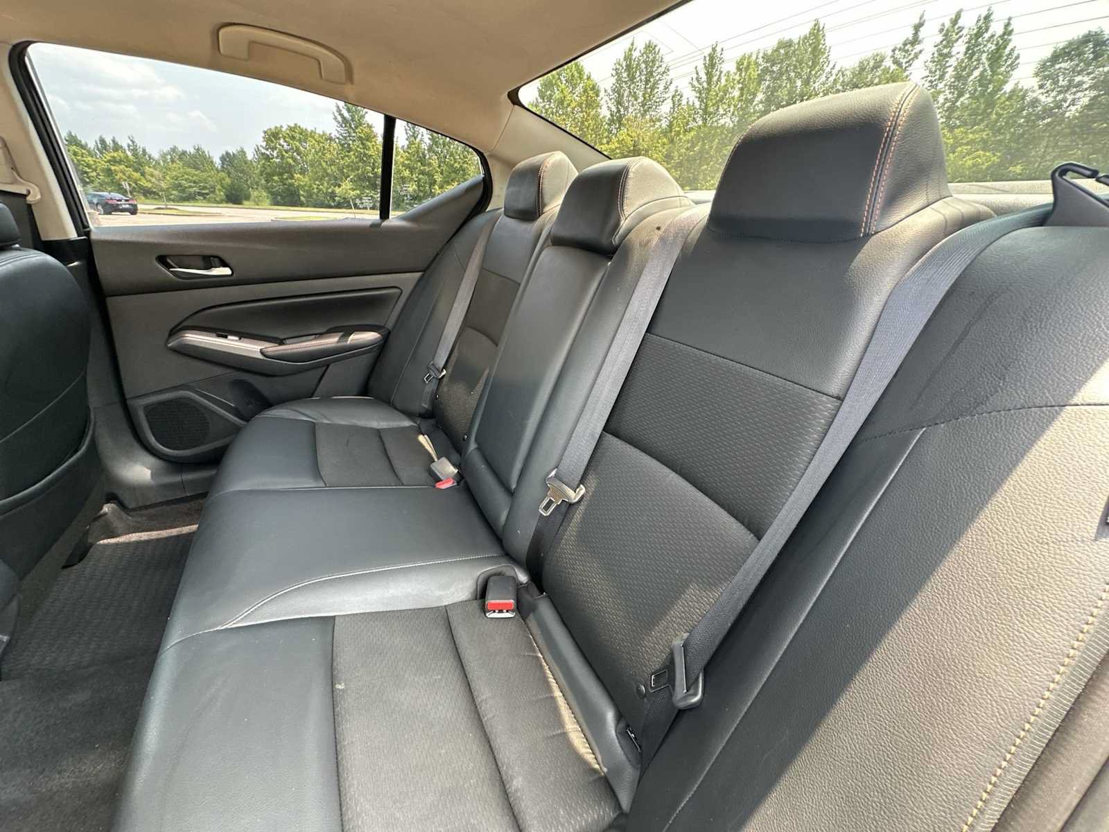 Used 2022 Nissan Altima 2.5 SR FWD image 21
