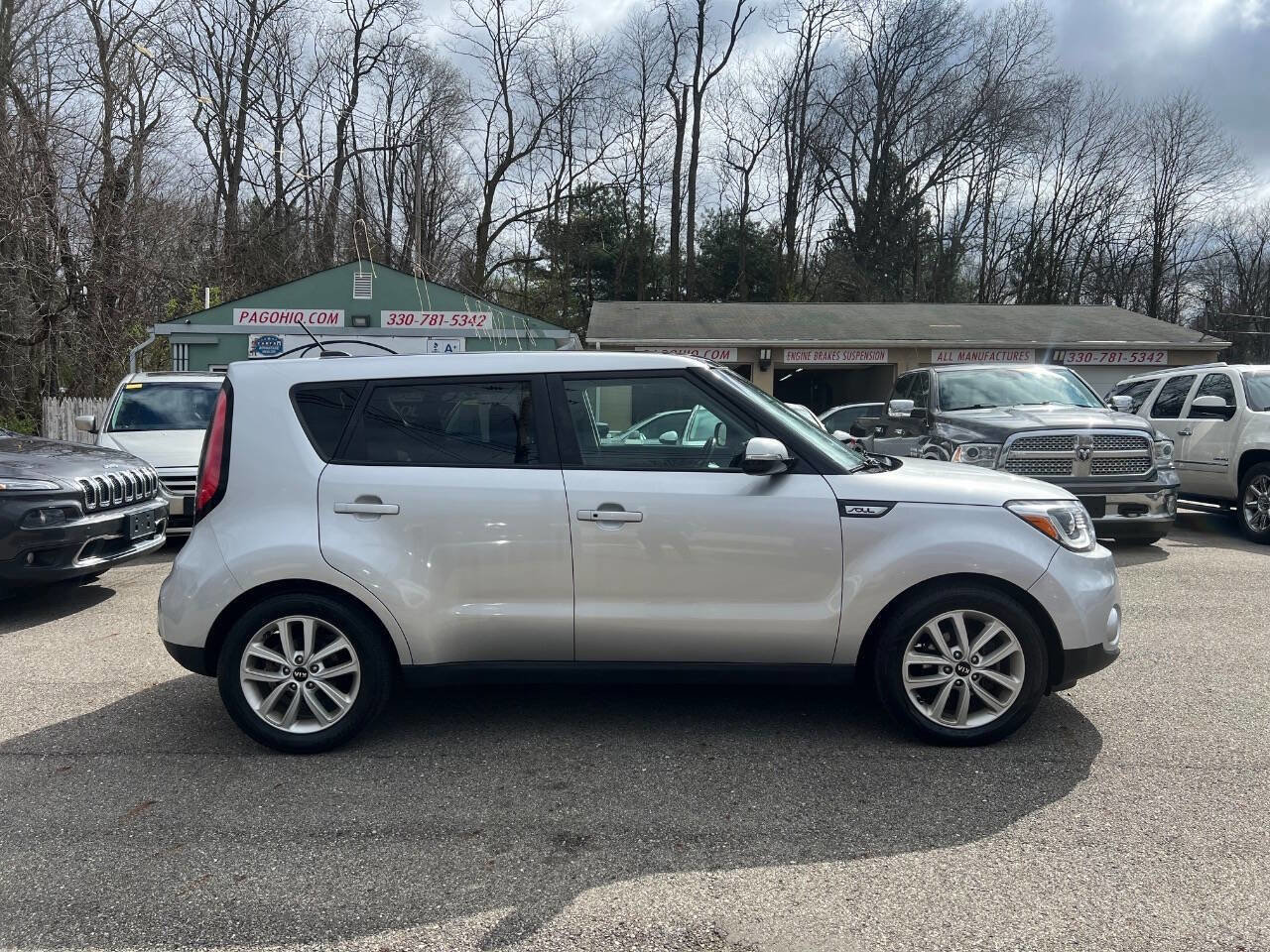 Used 2019 Kia Soul + w/ Primo Package image 2