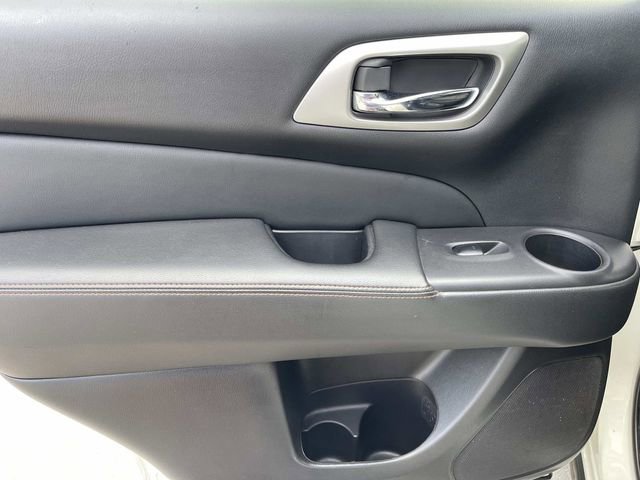 Used 2020 Nissan Pathfinder SV w/ Rock Creek Edition FWD image 19
