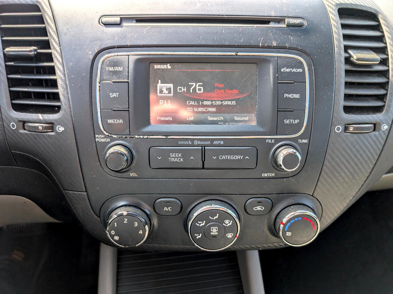 Used 2014 Kia Forte EX image 22