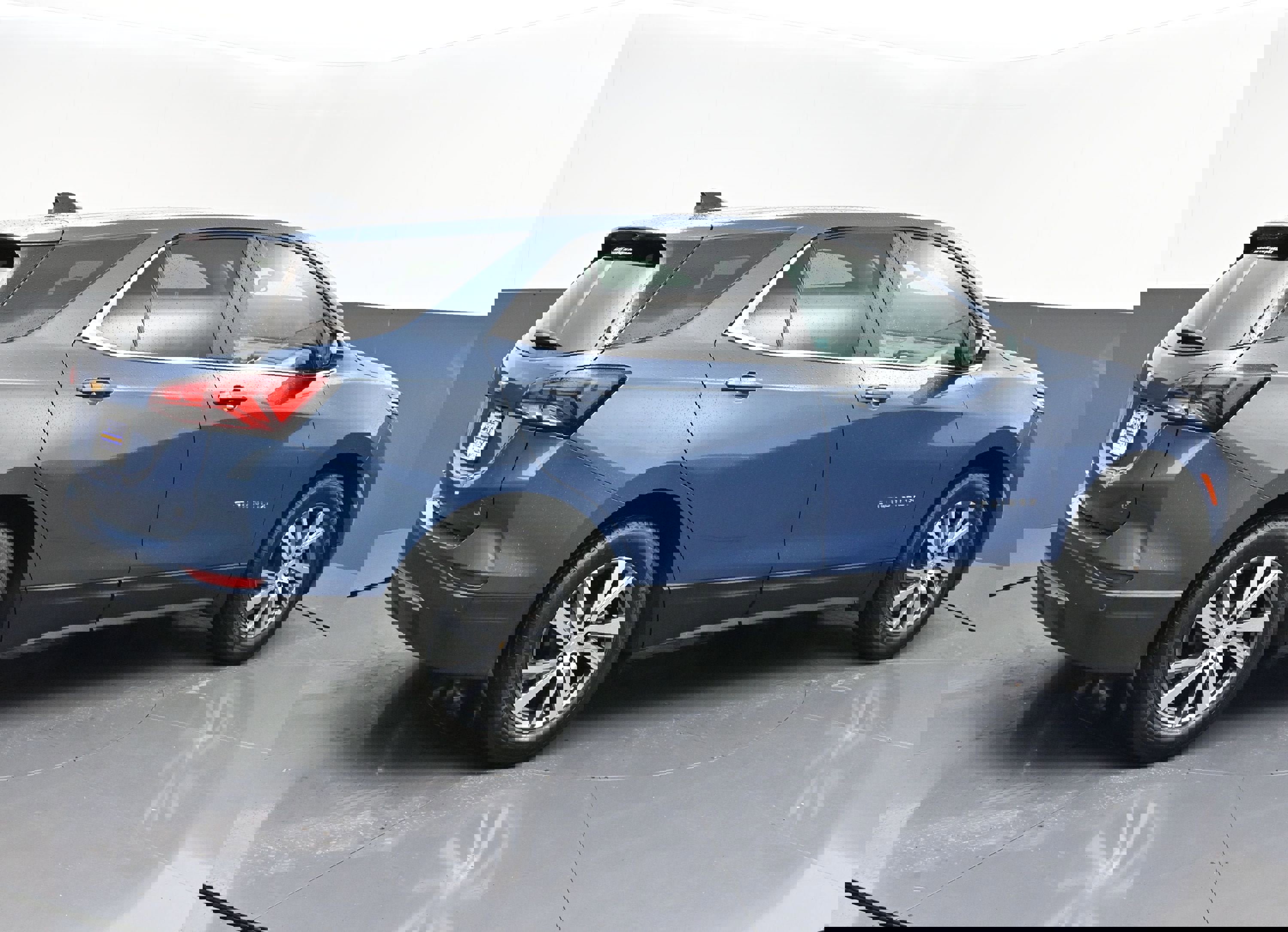 Used 2024 Chevrolet Equinox LT image 7