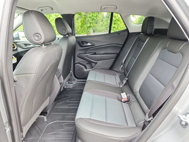 New 2026 Chevrolet Trax LT w/ Driver Confidence Package FWD image 15