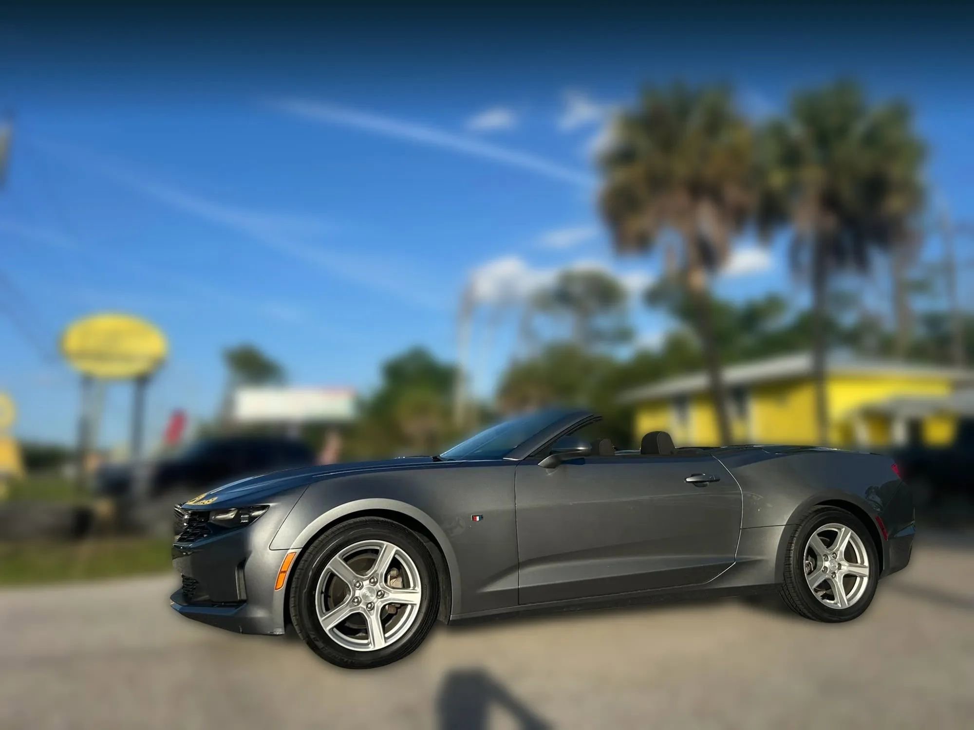 Used 2020 Chevrolet Camaro LT RWD image 3