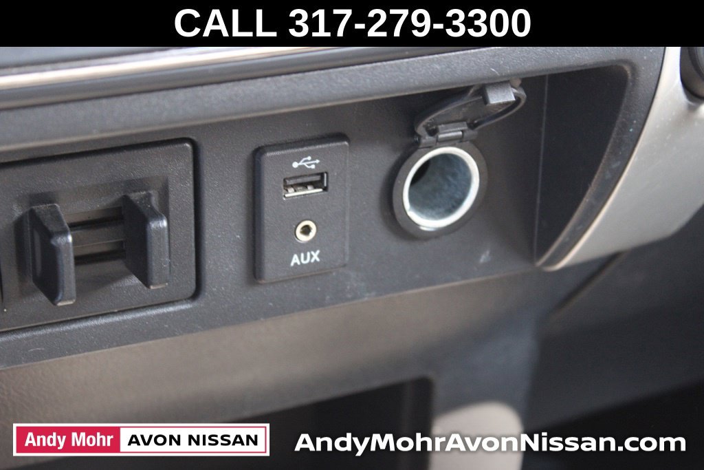 Used 2018 Nissan Titan SV AWD/4WD image 37