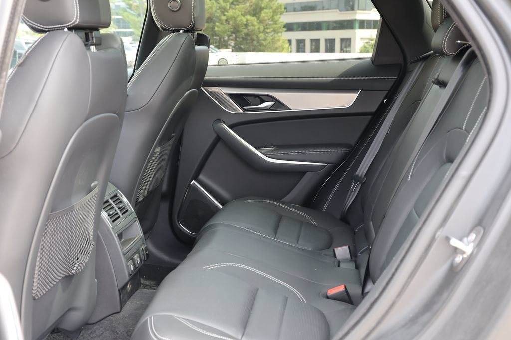 Used 2025 Jaguar F-PACE R-Dynamic S AWD/4WD image 26