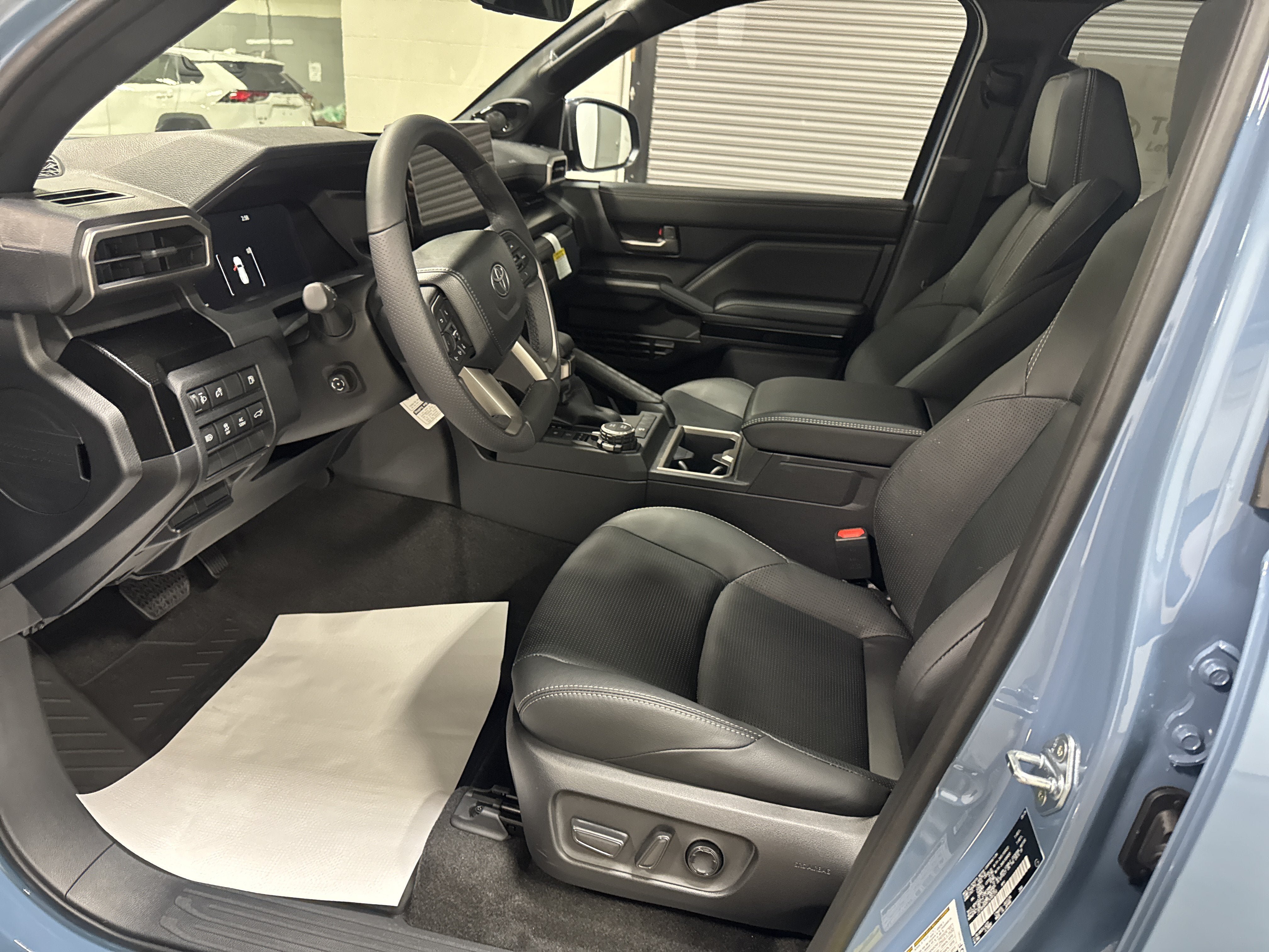 New 2026 Toyota 4Runner Limited AWD/4WD image 7