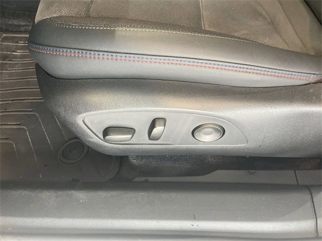 Certified 2025 Chevrolet Blazer EV RS image 21