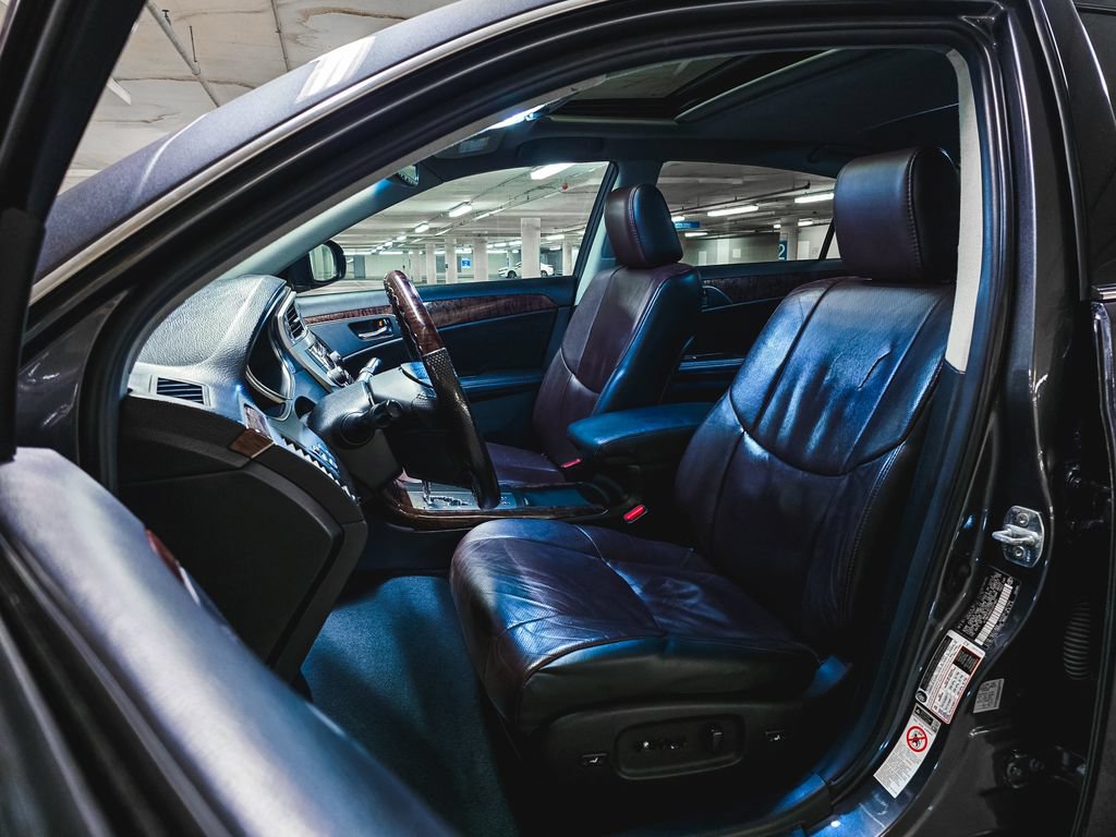 Used 2012 Toyota Avalon Limited FWD image 16