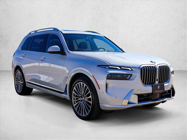 Used 2023 BMW X7 xDrive40i AWD/4WD image 3