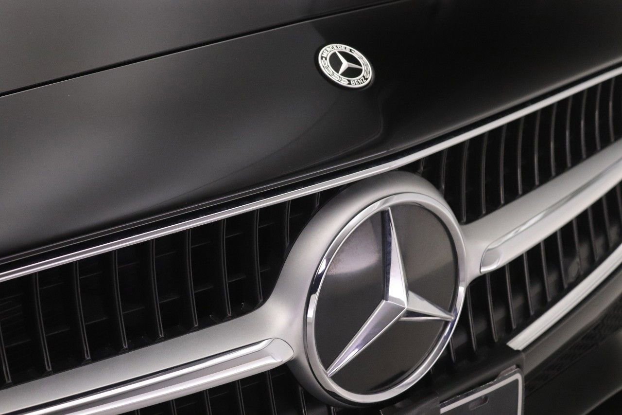 Used 2025 Mercedes-Benz C 300 4MATIC Sedan image 29