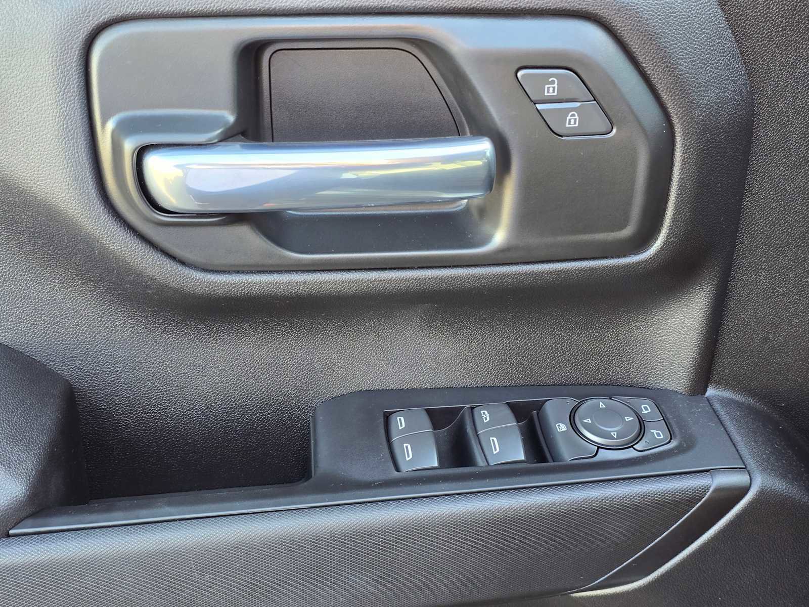 Used 2025 GMC Sierra 1500 Pro w/ Graphite Edition image 24