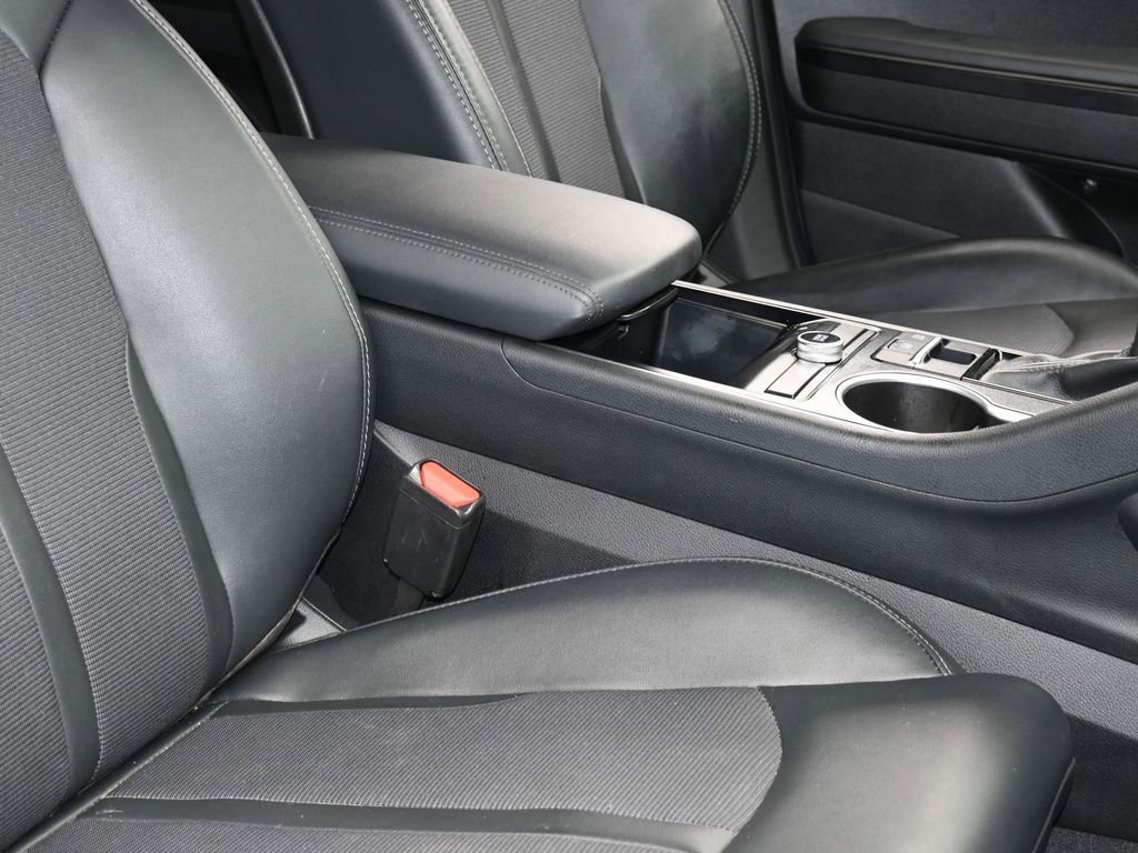 Used 2023 Kia K5 GT-Line image 44