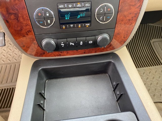 Used 2014 Chevrolet Silverado 2500 LTZ w/ LTZ Plus Package image 20