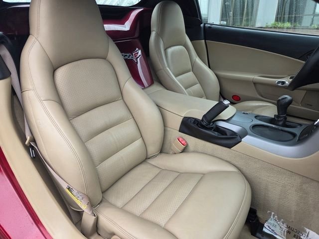 Used 2006 Chevrolet Corvette Convertible w/ Preferred Equipment Group RWD image 6