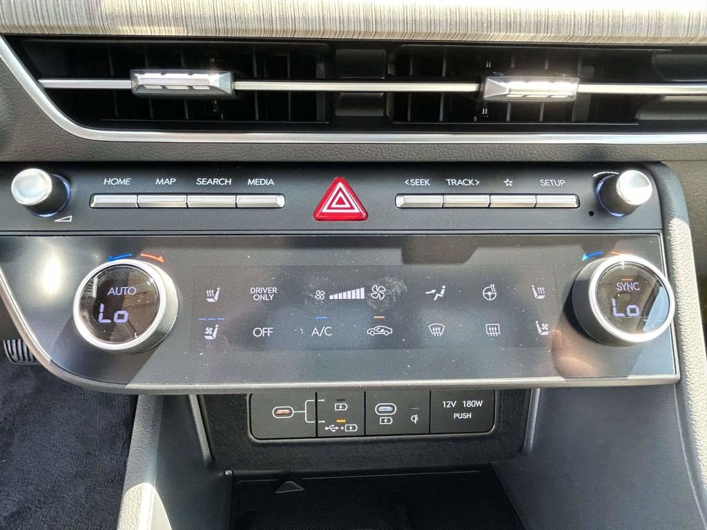 New 2026 Hyundai Sonata Limited FWD image 22