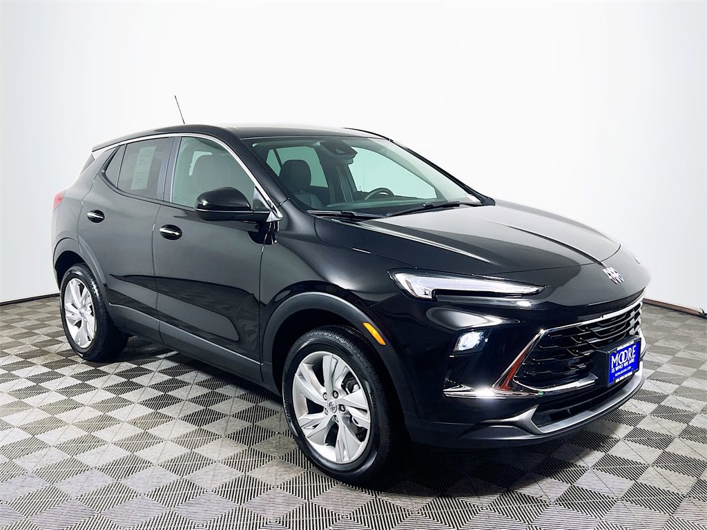 Used 2026 Buick Encore GX Preferred image 1