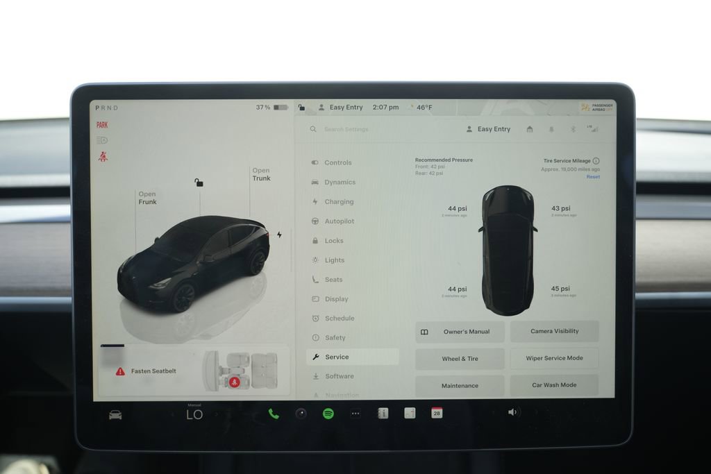 Used 2023 Tesla Model Y Long Range image 59
