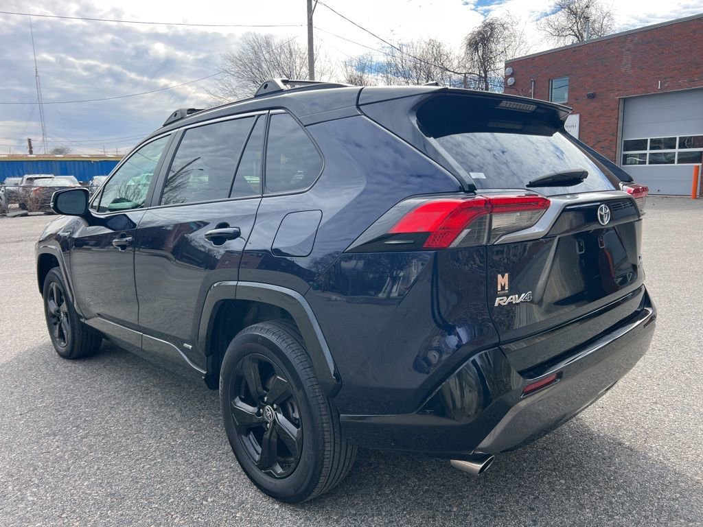 Used 2021 Toyota RAV4 XSE image 3