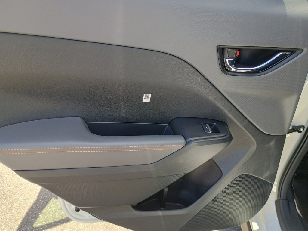 New 2025 Subaru Crosstrek 2.5i Limited w/ Popular Package #3A image 12