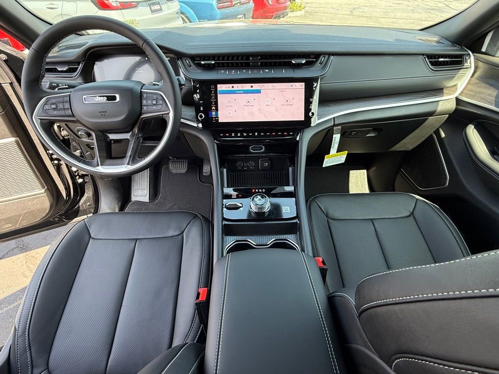 New 2026 Jeep Grand Cherokee Limited Reserve image 30