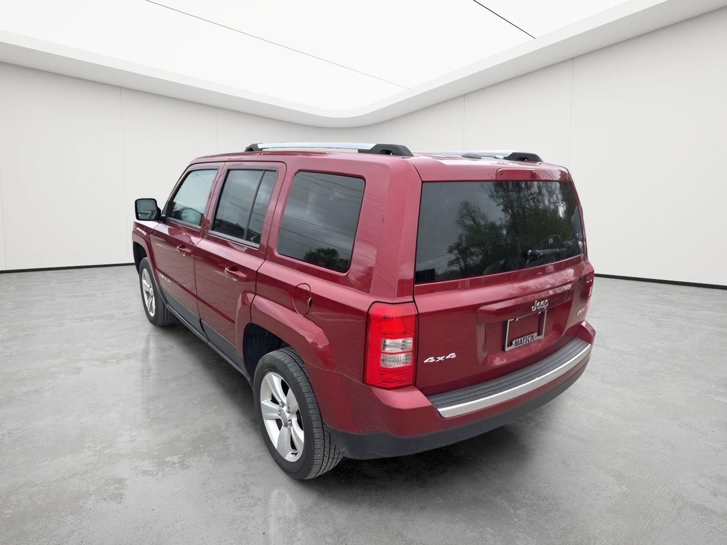 Used 2014 Jeep Patriot Limited AWD/4WD image 17