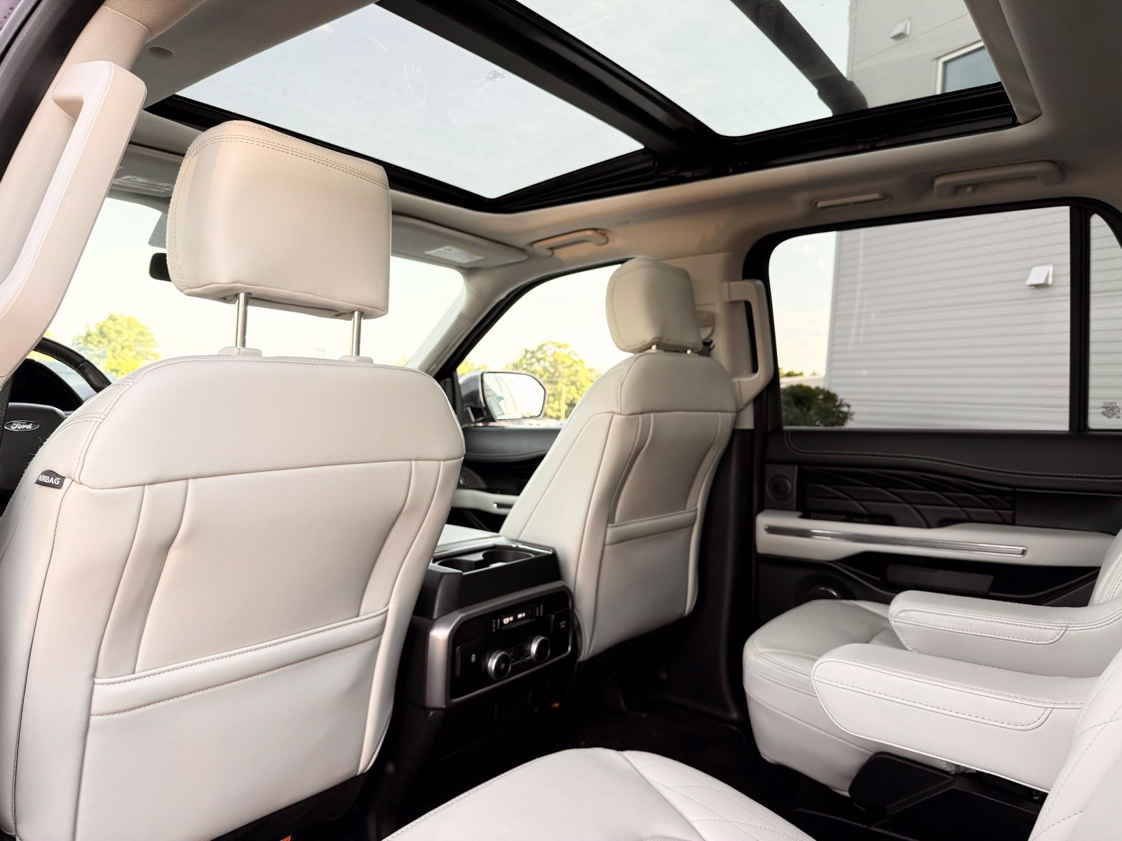 Used 2020 Ford Expedition Platinum RWD image 20