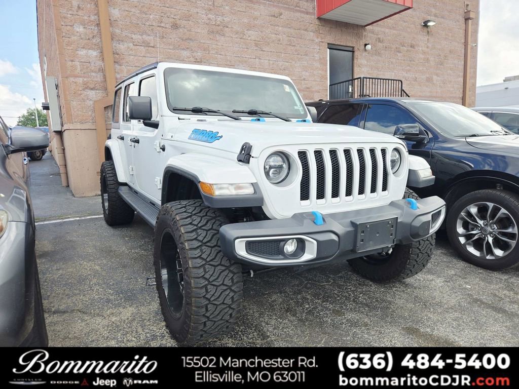 Used 2021 Jeep Wrangler Unlimited Sahara AWD/4WD image 1