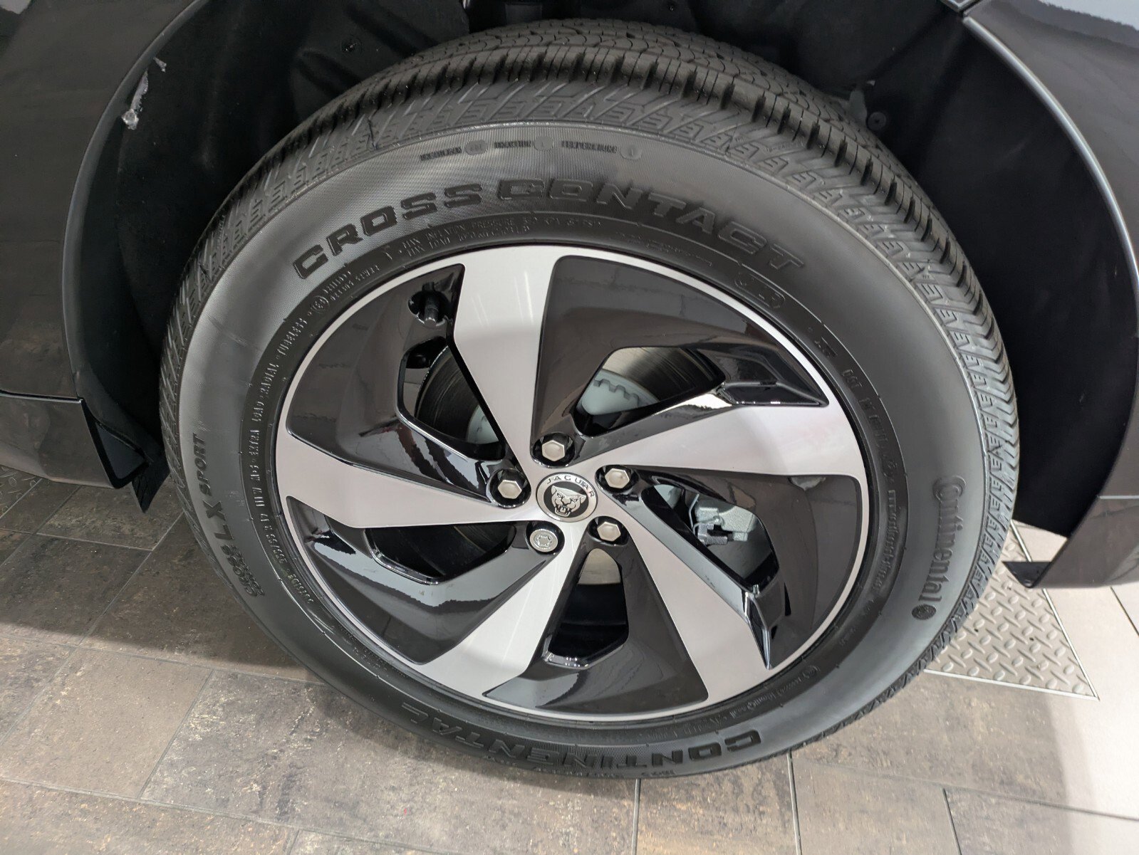 New 2026 Jaguar F-PACE R-Dynamic S image 14