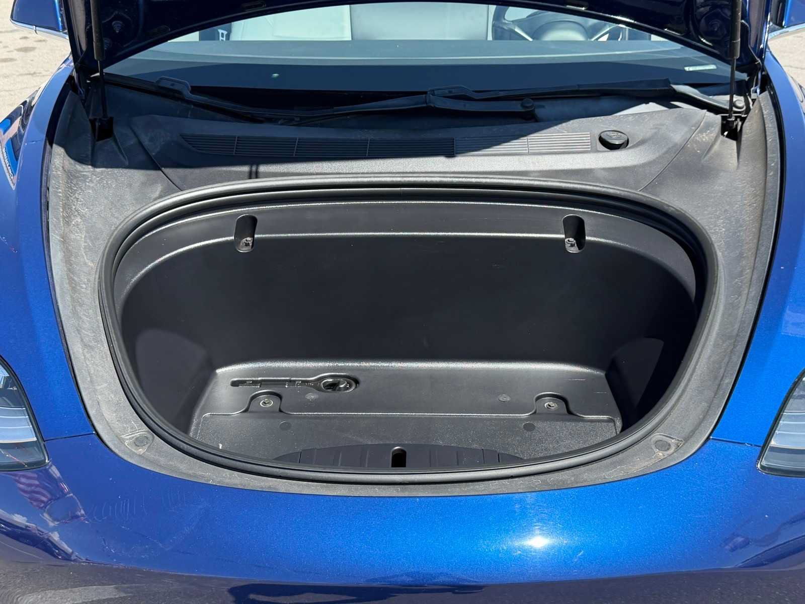 Used 2020 Tesla Model 3 Long Range AWD/4WD image 32