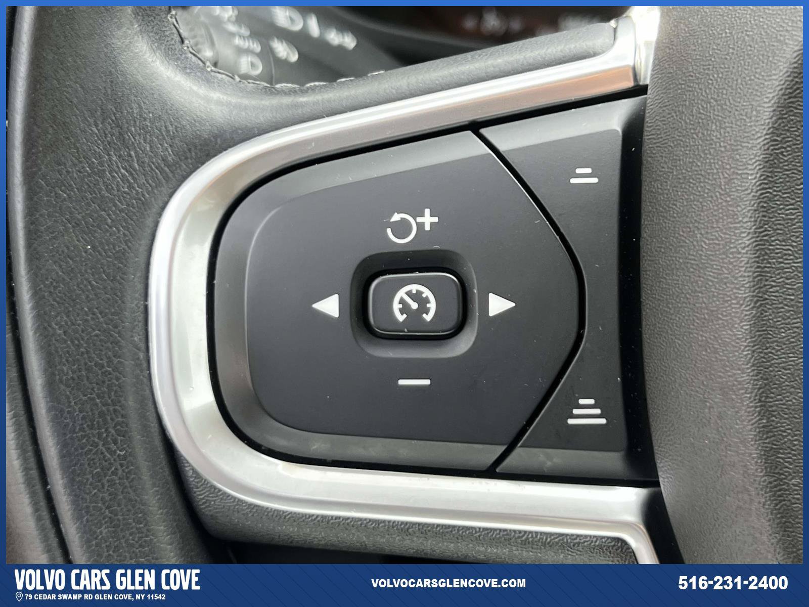 Used 2020 Volvo XC60 T5 Momentum AWD/4WD image 21