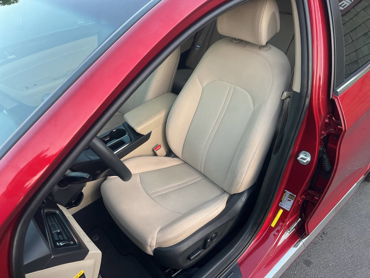 Used 2015 Hyundai Sonata Sport image 11